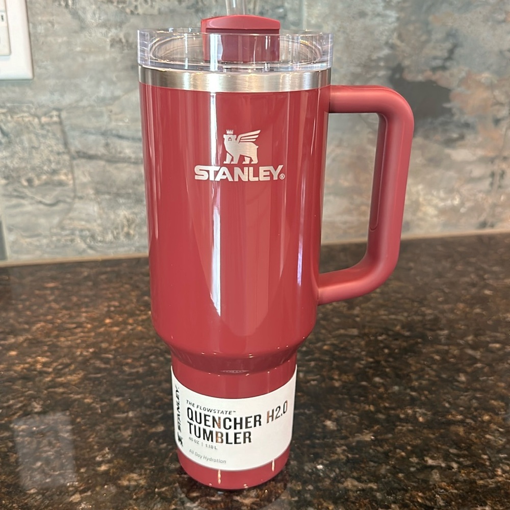 NEW RELEASE NWT Stanley Cherry Mocha  40oz